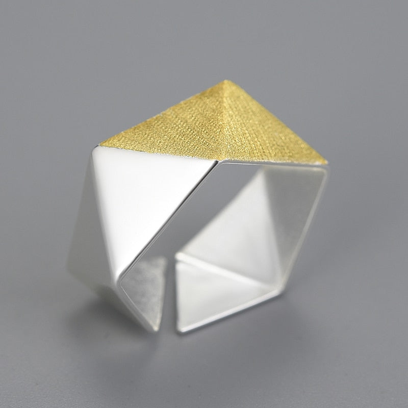 Verstelbare Origami-kunsring vir vroue.